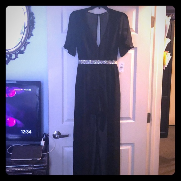 Dresses & Skirts - New with tag gorgeous romper maxi dress